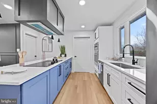 708 W Jasper Ct, Sterling, VA 20164 - Photo 23