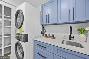 708 W Jasper Ct, Sterling, VA 20164 - Photo 25