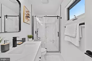 708 W Jasper Ct, Sterling, VA 20164 - Photo 35