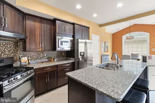 42496 Legacy Park Dr, Brambleton, VA 20148 - Photo 15