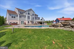 11950 Stonehouse View Ct, Lovettsville, VA 20180 - Photo 17