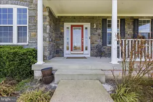 11950 Stonehouse View Ct, Lovettsville, VA 20180 - Photo 7