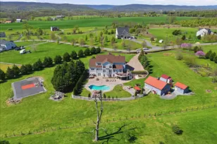 11950 Stonehouse View Ct, Lovettsville, VA 20180 - Photo 3