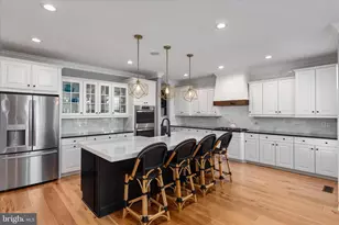 24932 Sawyer Mills Ct, Aldie, VA 20105 - Photo 11