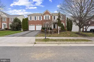 43774 Brownburg Pl, Chantilly, VA 20152 - Photo 1