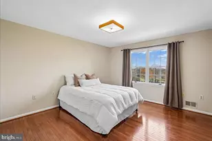 14351 Rosefinch Cir, Leesburg, VA 20176 - Photo 37