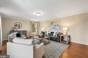 14351 Rosefinch Cir, Leesburg, VA 20176 - Photo 11