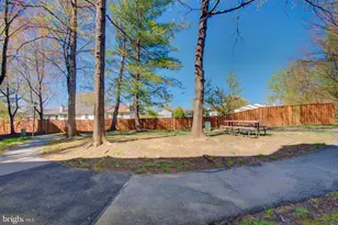 676 Gateway Dr SE, Leesburg, VA 20175 - Photo 33