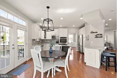 22879 Courtland Park Drive, Brambleton, VA 20148 - Photo 9