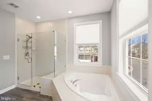 22879 Courtland Park Dr, Brambleton, VA 20148 - Photo 41