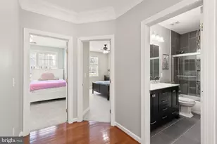 22879 Courtland Park Dr, Brambleton, VA 20148 - Photo 45