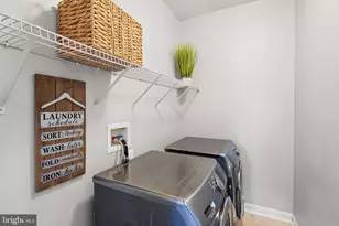 22879 Courtland Park Dr, Brambleton, VA 20148 - Photo 53