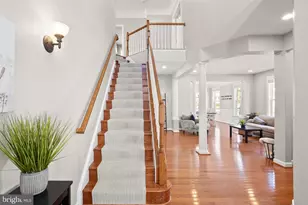 22879 Courtland Park Dr, Brambleton, VA 20148 - Photo 7