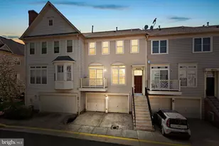 46353 Villa Square, Potomac Falls, VA 20165 - Photo 3