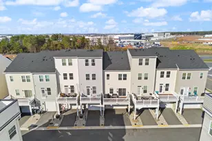 42582 Antonia Ter, Sterling, VA 20166 - Photo 65