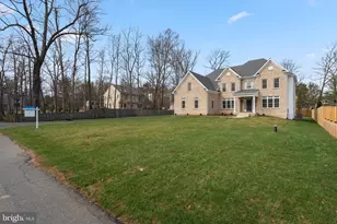 20285 Redrose Dr, Sterling, VA 20165 - Photo 3