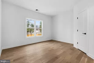 20285 Redrose Dr, Sterling, VA 20165 - Photo 53