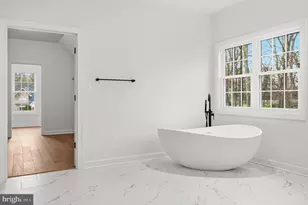 20285 Redrose Dr, Sterling, VA 20165 - Photo 43