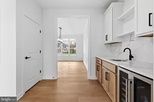 20285 Redrose Dr, Sterling, VA 20165 - Photo 15