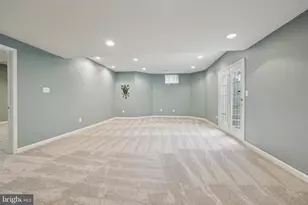 42852 Ridgeway Dr, Broadlands, VA 20148 - Photo 29