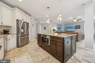 42852 Ridgeway Dr, Broadlands, VA 20148 - Photo 7