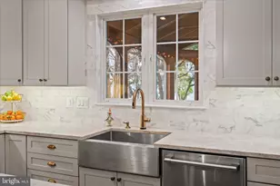 20547 Birchfield Pl, Sterling, VA 20165 - Photo 19