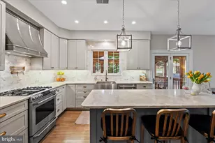 20547 Birchfield Pl, Sterling, VA 20165 - Photo 15