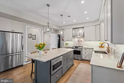 20547 Birchfield Place, Sterling, VA 20165 - Photo 17