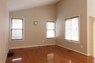 234 E Juniper Ave, Sterling, VA 20164 - Photo 3