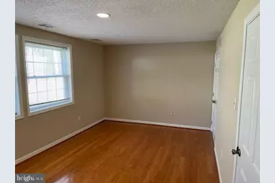 234 E Juniper Avenue, Sterling, VA 20164 - Photo 21