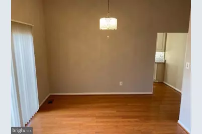 234 E Juniper Avenue, Sterling, VA 20164 - Photo 5