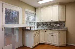 234 E Juniper Ave, Sterling, VA 20164 - Photo 9