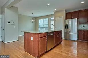 43662 Chicacoan Creek Square, Leesburg, VA 20176 - Photo 13