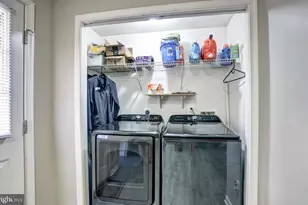 102 Cagney Terrace SE, Leesburg, VA 20175 - Photo 5