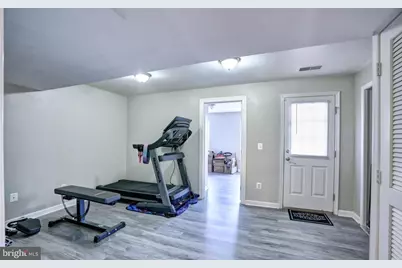 102 Cagney Terrace SE, Leesburg, VA 20175 - Photo 3