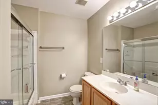 102 Cagney Terrace SE, Leesburg, VA 20175 - Photo 23