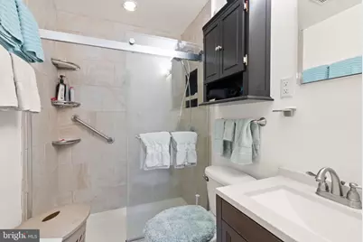 107 N Aspen Avenue, Sterling, VA 20164 - Photo 13