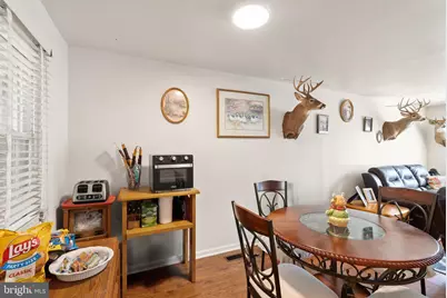 107 N Aspen Avenue, Sterling, VA 20164 - Photo 9