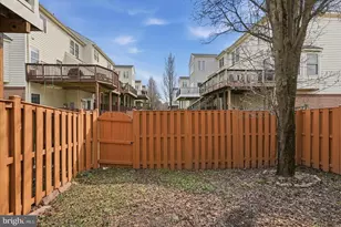 25176 Whippoorwill Terrace, Chantilly, VA 20152 - Photo 19