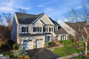 19468 Mill Dam Pl, Leesburg, VA 20176 - Photo 9