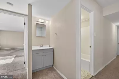 125 Clubhouse Drive SW #1, Leesburg, VA 20175 - Photo 11