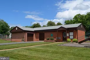 125 Clubhouse Dr SW, Leesburg, VA 20175 - Photo 23