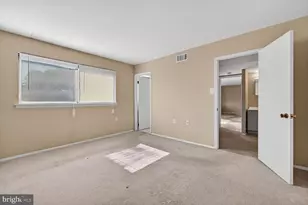 125 Clubhouse Dr SW, Leesburg, VA 20175 - Photo 11