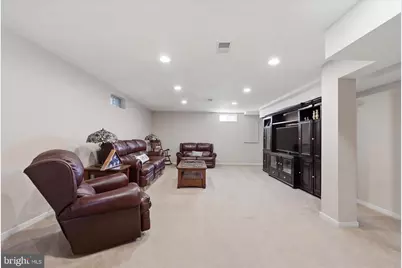 18714 Drummond Place, Leesburg, VA 20176 - Photo 23