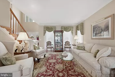 18714 Drummond Place, Leesburg, VA 20176 - Photo 17