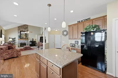 18714 Drummond Place, Leesburg, VA 20176 - Photo 9
