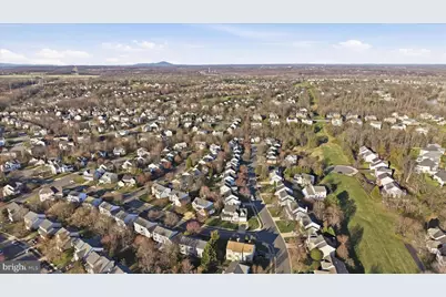 18714 Drummond Place, Leesburg, VA 20176 - Photo 73