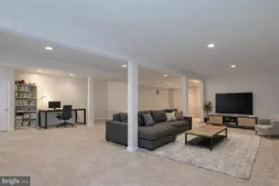 25174 Fortitude Terrace, Chantilly, VA 20152 - Photo 15