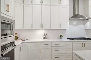 22171 Springside Terr, Ashburn, VA 20148 - Photo 13