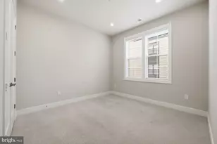 22171 Springside Terr, Ashburn, VA 20148 - Photo 35